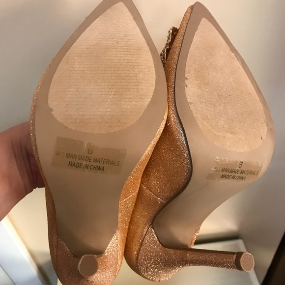 NWOB Rose gold & rhinestone stilettos bought from Akira - Picture 4 of 4